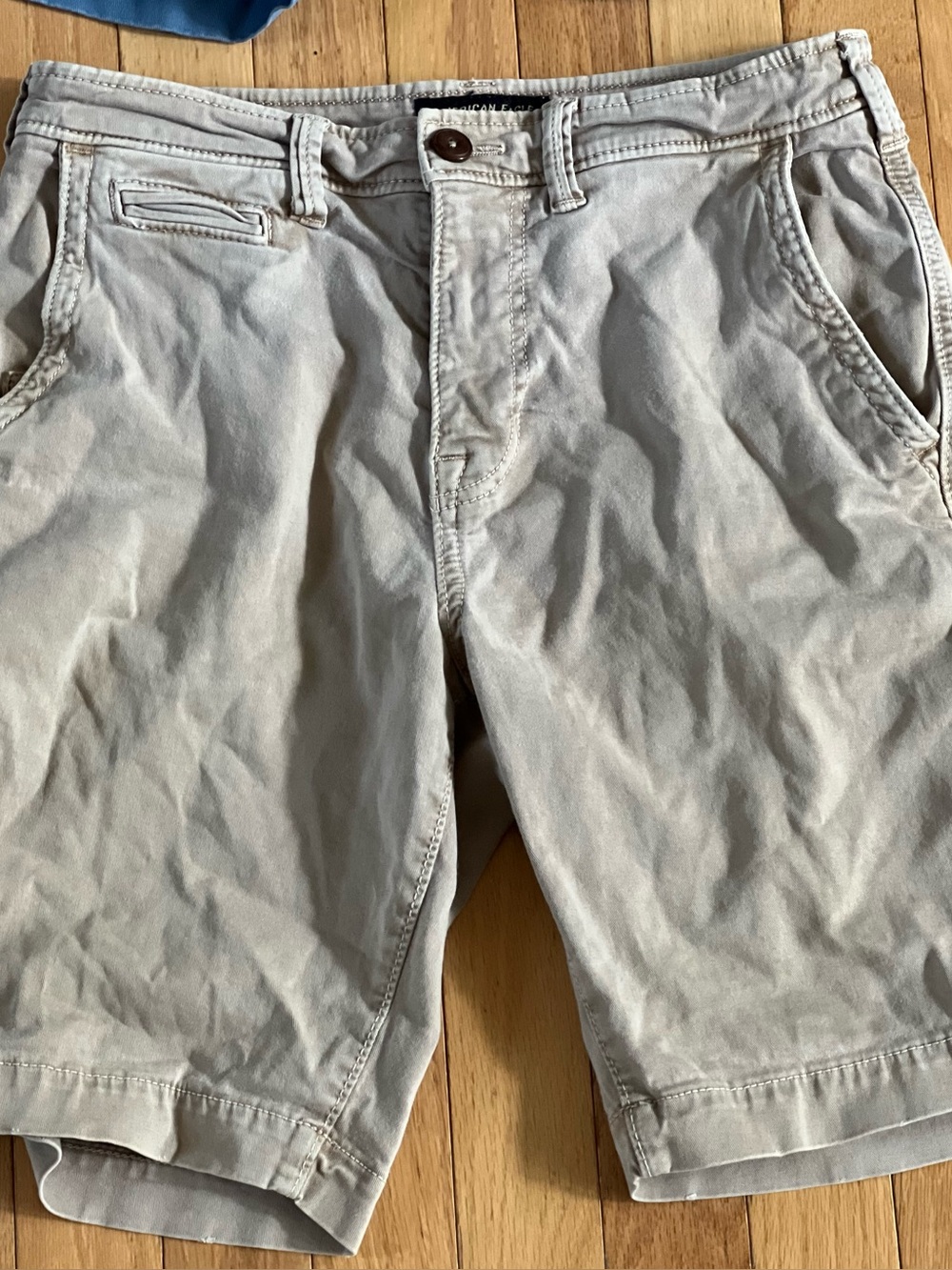 Men's AEO light Beige khaki Cotton Casual Shorts 28